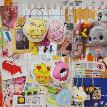 Load image into Gallery viewer, Tabe Guy Cushion Keychain
